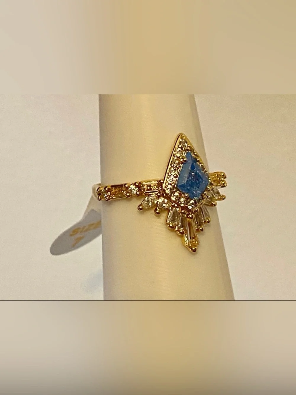 Bomb Party 2026 Ice Crystal Ring